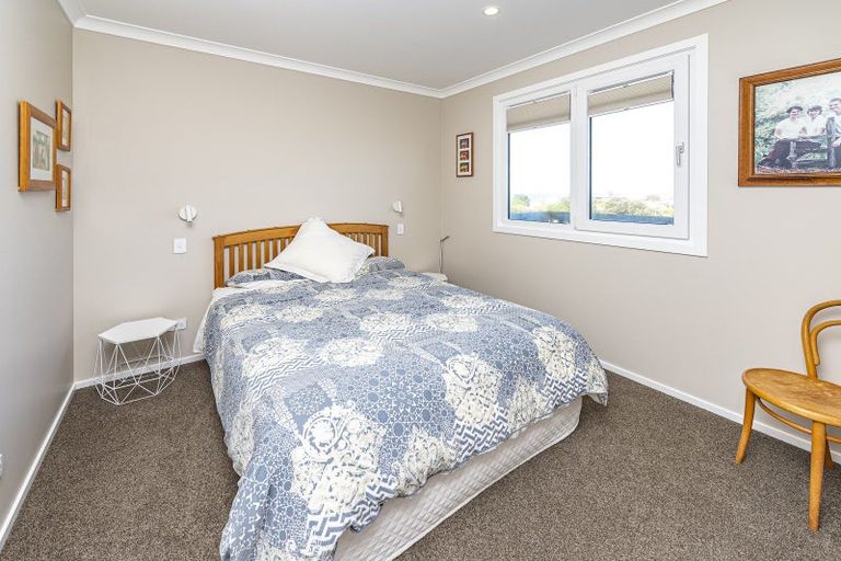 Photo of property in 12 Longbeach Drive, Castlecliff, Whanganui, 4501