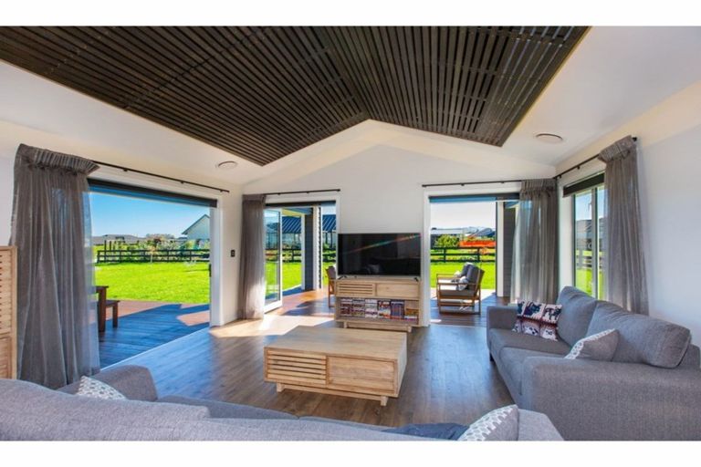 Photo of property in 33 Baxter Michael Crescent, Cambridge, 3434