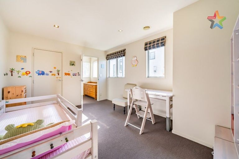 Photo of property in 27 Meadowbank Drive, Belmont, Lower Hutt, 5010