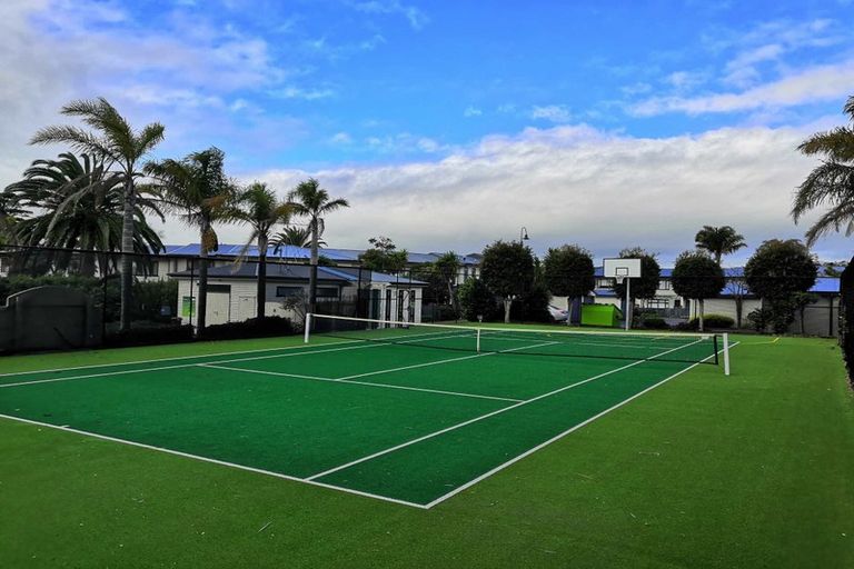 Photo of property in 20/2 Armoy Drive, East Tamaki, Auckland, 2016