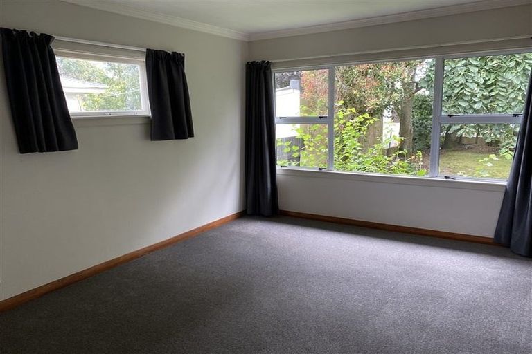 Photo of property in 70 Wood Street, Takaro, Palmerston North, 4410