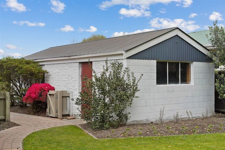 Photo of property in 22 Cullahill Street, Harewood, Christchurch, 8051