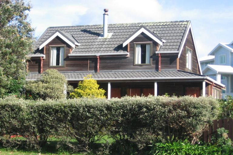 Photo of property in 2 Vista Paku, Pauanui, Hikuai, 3579