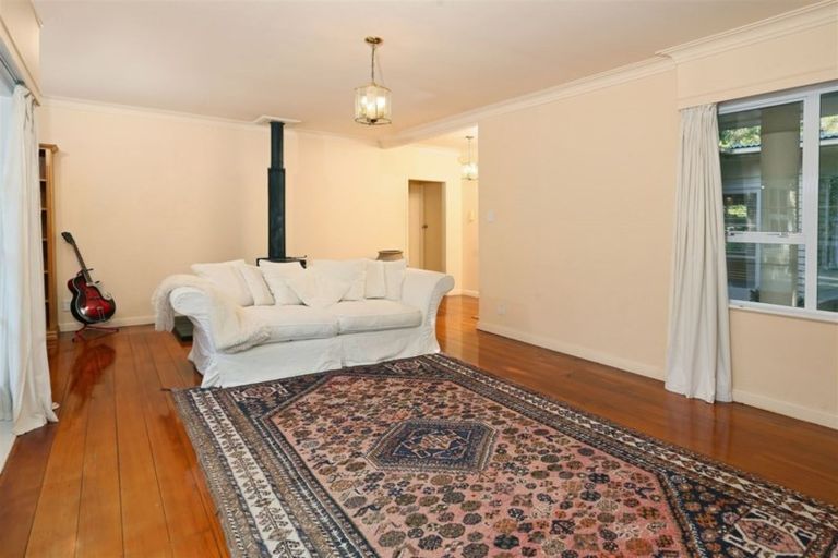 Photo of property in 181 Konini Road, Titirangi, Auckland, 0604