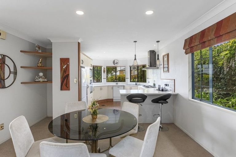 Photo of property in 10 Rochester Place, Bethlehem, Tauranga, 3110