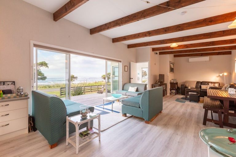 Photo of property in 32 Akitio Esplanade, Akitio, Pongaroa, 4991