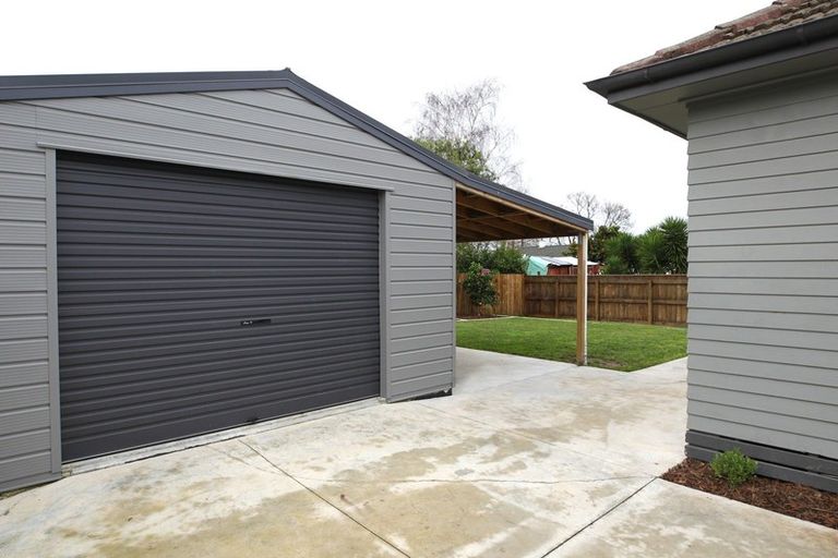 Photo of property in 30 Lipscombe Crescent, Havelock North, 4130