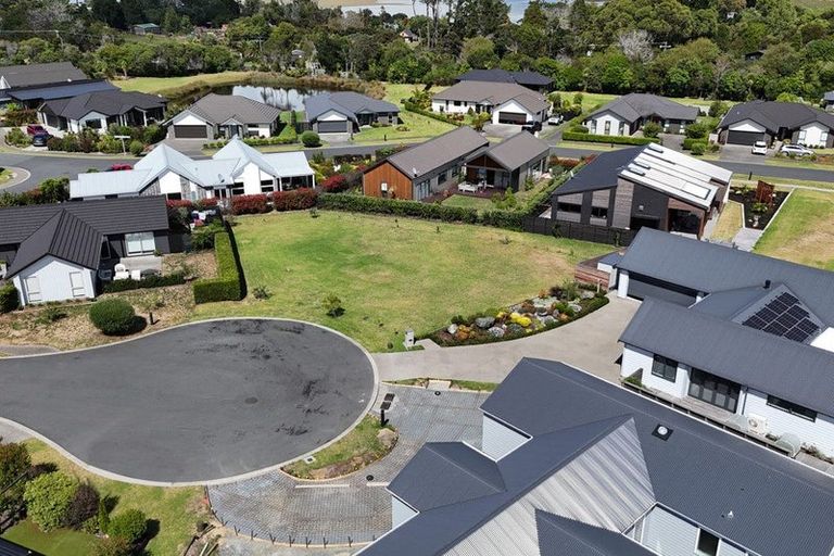 Photo of property in 3 Park Crescent, Mangawhai Heads, Mangawhai, 0505