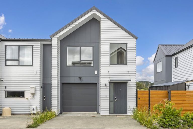 Photo of property in 148 Vintry Drive, Kumeu, 0810