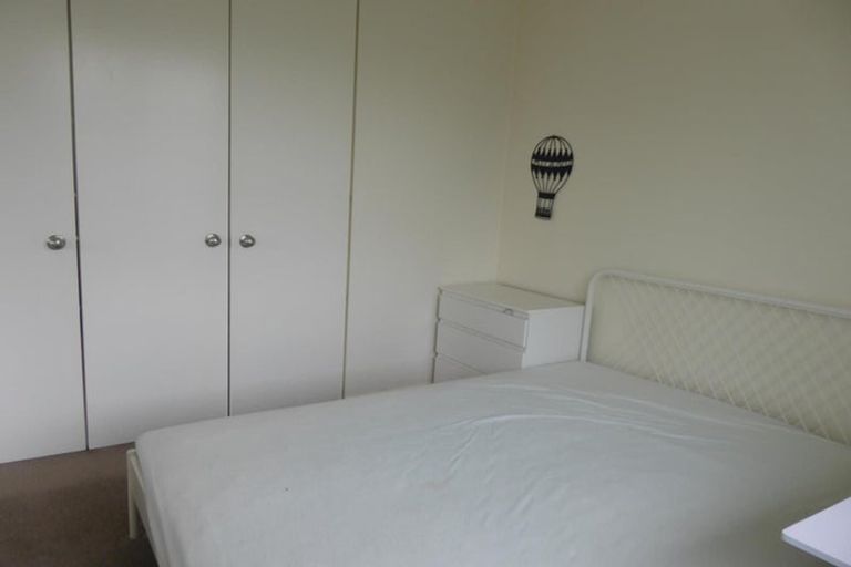 Photo of property in Terrace Tower Apartments, 9f/126 The Terrace, Wellington Central, Wellington, 6011