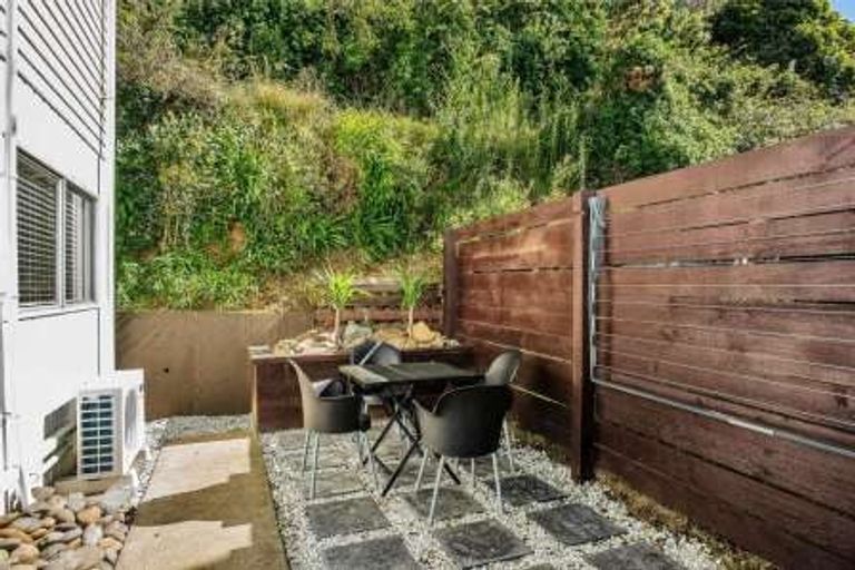 Photo of property in 7a Wye Street, Island Bay, Wellington, 6023