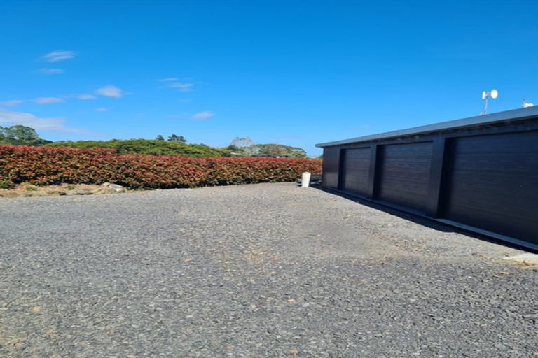 Photo of property in 17 Brewster Road, Pukekawa, Tuakau, 2696