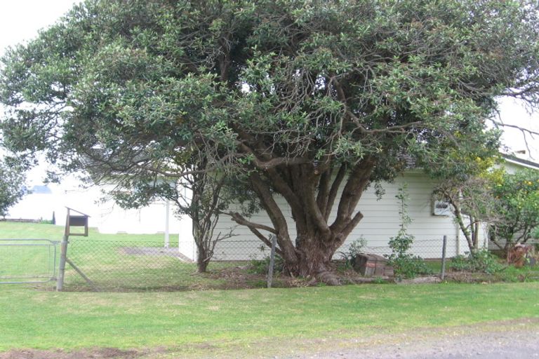 Photo of property in 17 Wharekaho Crescent, Wharekaho, Whitianga, 3592