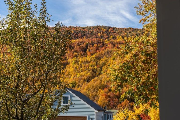 Photo of property in 20 Devon Street, Arrowtown, 9302