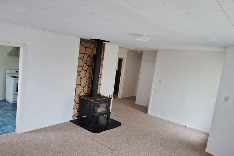 Photo of property in 8 Pohutukawa Drive, Tokoroa, 3420