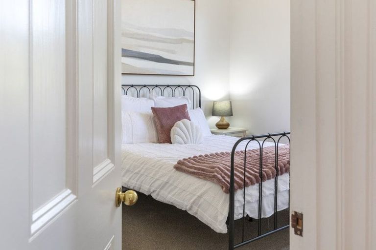 Photo of property in 41 Leinster Road, Merivale, Christchurch, 8014