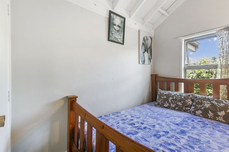 Photo of property in 2/104 Pakuranga Road, Pakuranga, Auckland, 2010