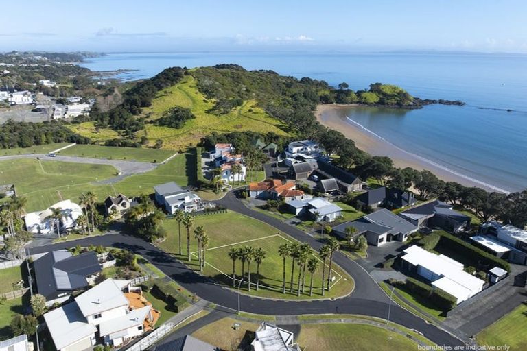 Photo of property in 8 Bayside Drive, Coopers Beach, 0420