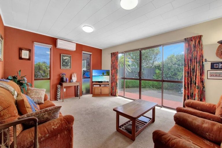 Photo of property in 10 Iles Road, Lynmore, Rotorua, 3010