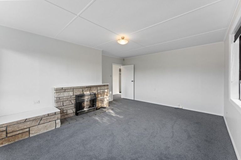 Photo of property in 5 King Crescent, Ranui, Porirua, 5024