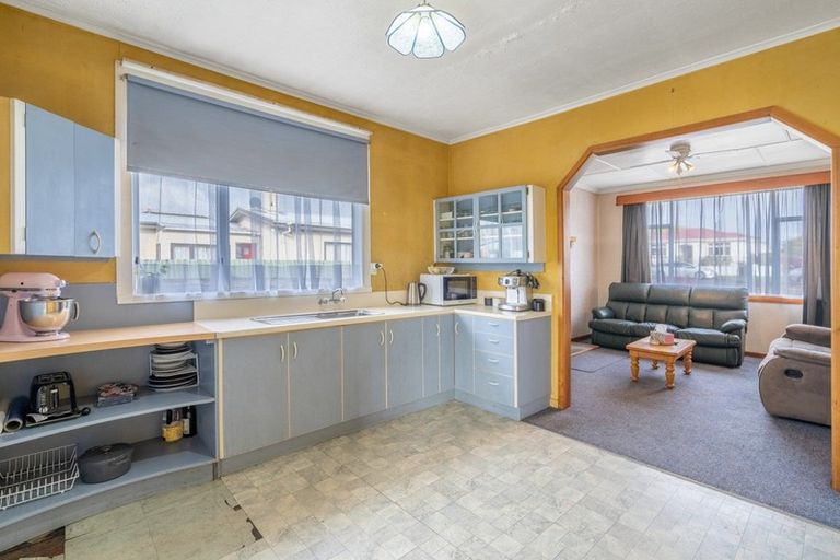 Photo of property in 63 Broughton Street, Gore, 9710