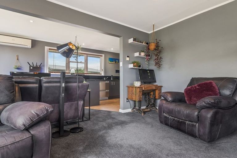 Photo of property in 677 Main South Road, Islington, Christchurch, 8042