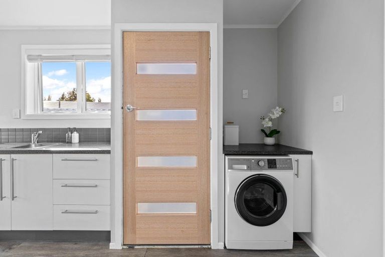 Photo of property in 45 Rangipoia Place, Turangi, 3334