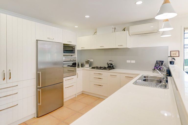 Photo of property in 24c Riddell Road, Kerikeri, 0230