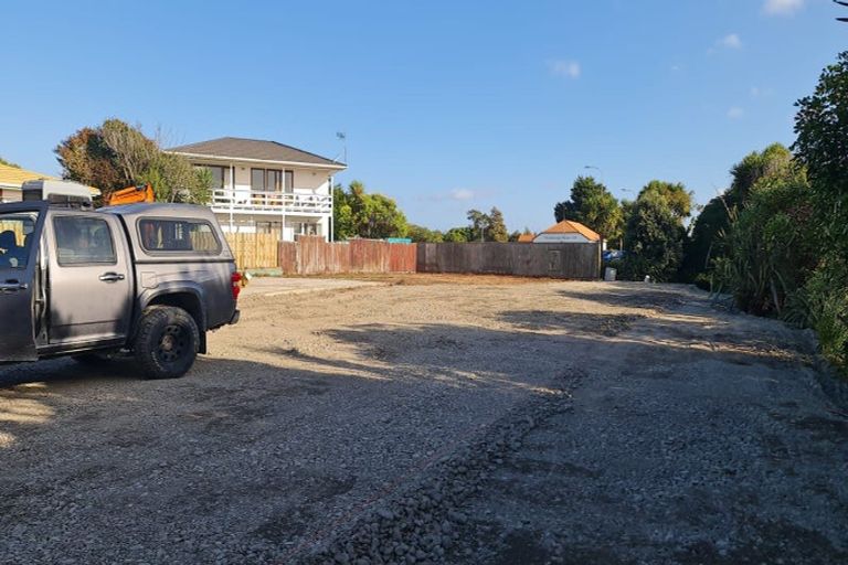 Photo of property in 6a Ngahina Street, Paraparaumu, 5032