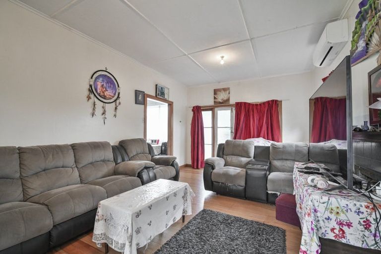 Photo of property in 305 Avenue Road West, Hastings, 4122