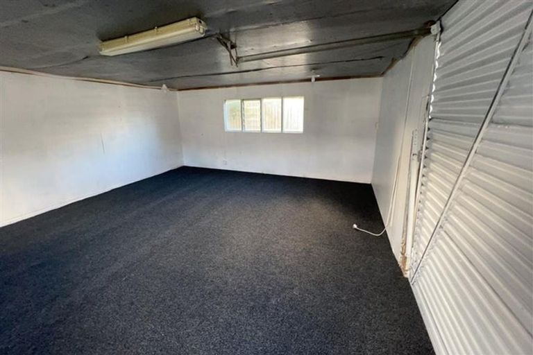 Photo of property in 32 Aurea Avenue, Pakuranga, Auckland, 2010