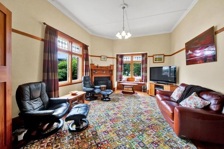 Photo of property in 25 Barrett Street, Westown, New Plymouth, 4310