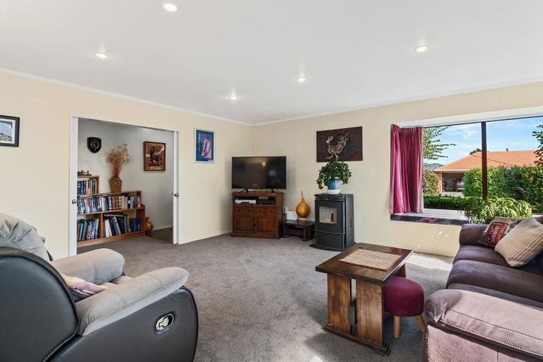 Photo of property in 35 Masefield Street, Stoke, Nelson, 7011