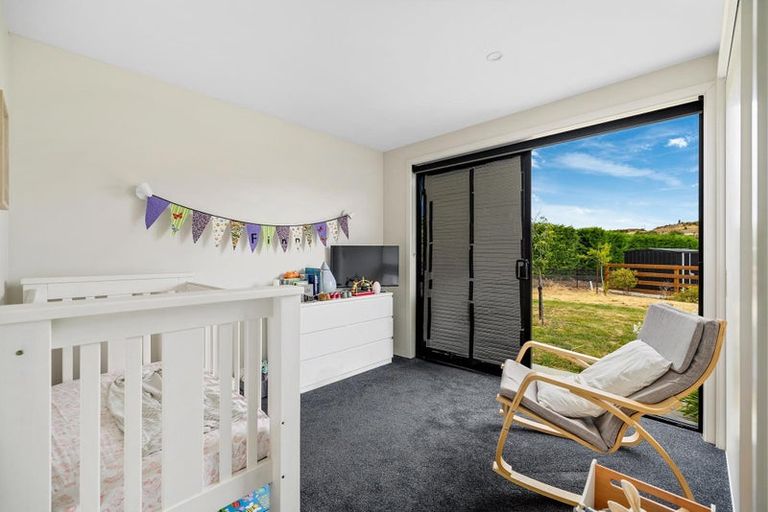 Photo of property in Luggate Park, 10 Cooper Crescent, Luggate, Wanaka, 9383