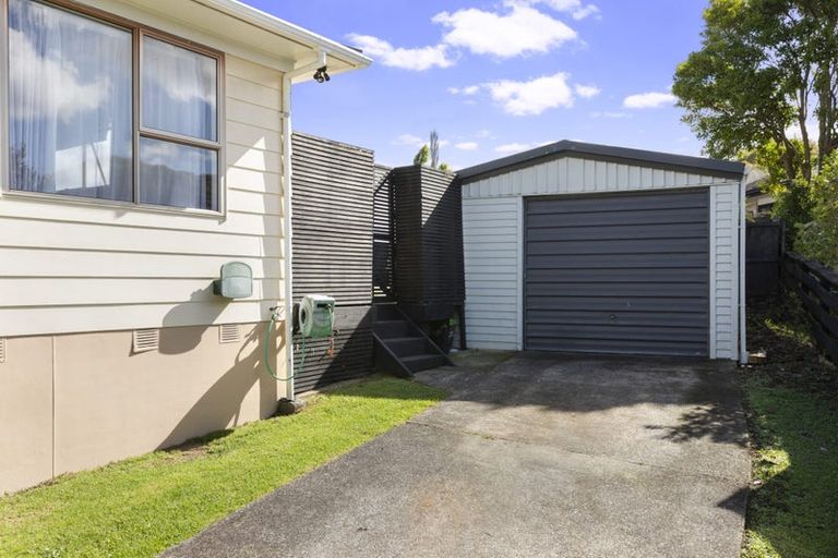 Photo of property in 79 Solar Road, Glen Eden, Auckland, 0602
