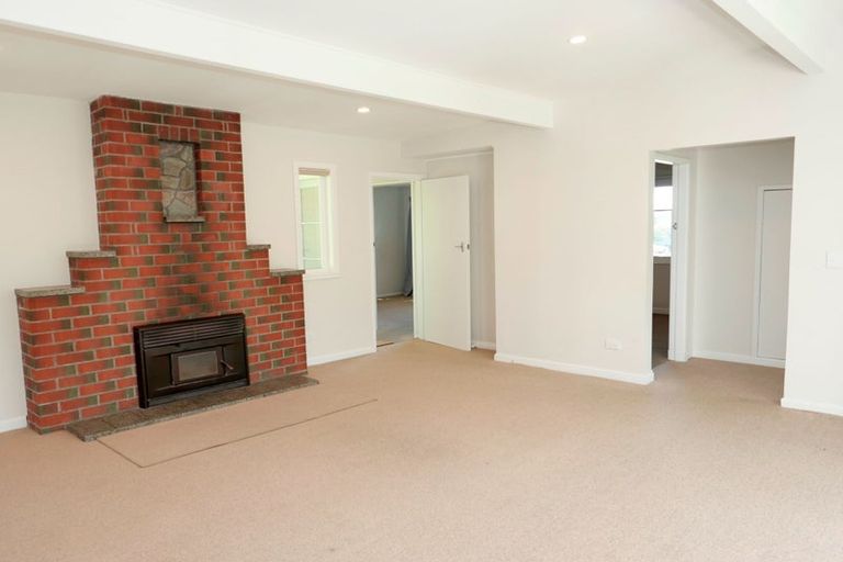 Photo of property in 74 Matai Road, Raumati South, Paraparaumu, 5032