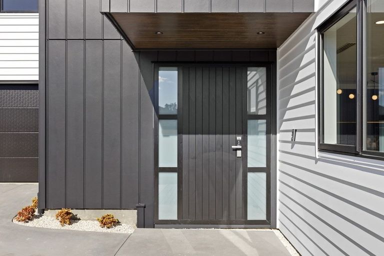 Photo of property in 28 Takurua Terrace, Orewa, 0931