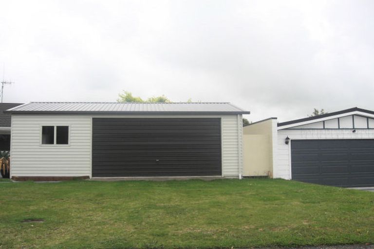 Photo of property in 10 Aran Place, Te Puke, 3119