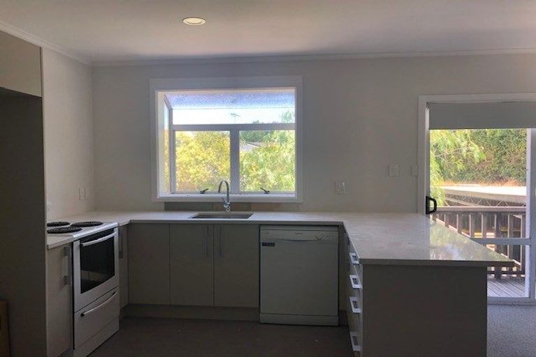 Photo of property in 14 Belmont Terrace, Milford, Auckland, 0620