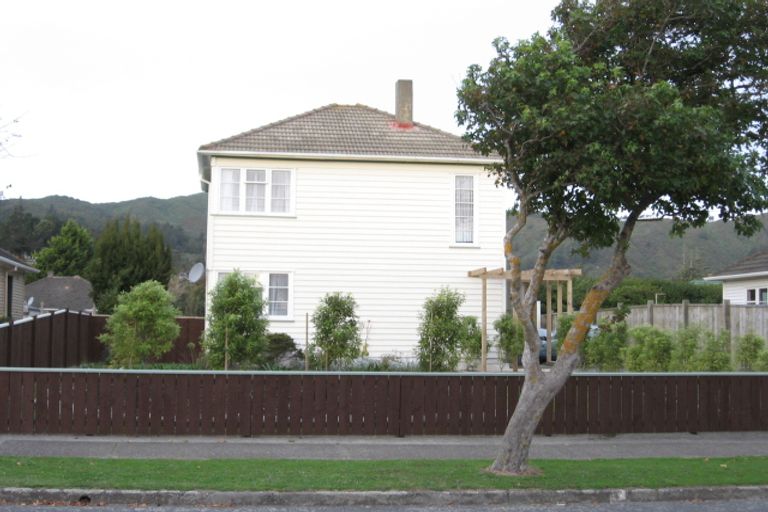 Photo of property in 58 Chapman Crescent, Naenae, Lower Hutt, 5011