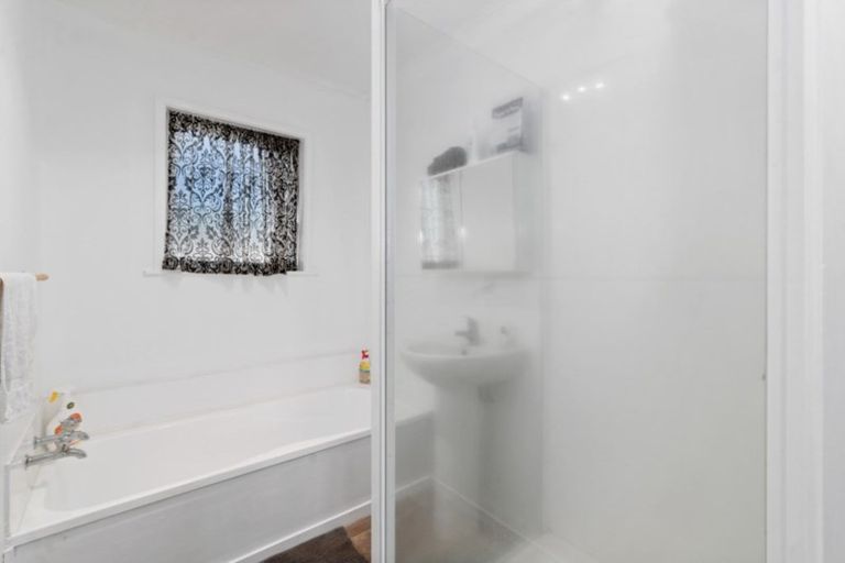 Photo of property in 17 Scott Avenue, Owhata, Rotorua, 3010