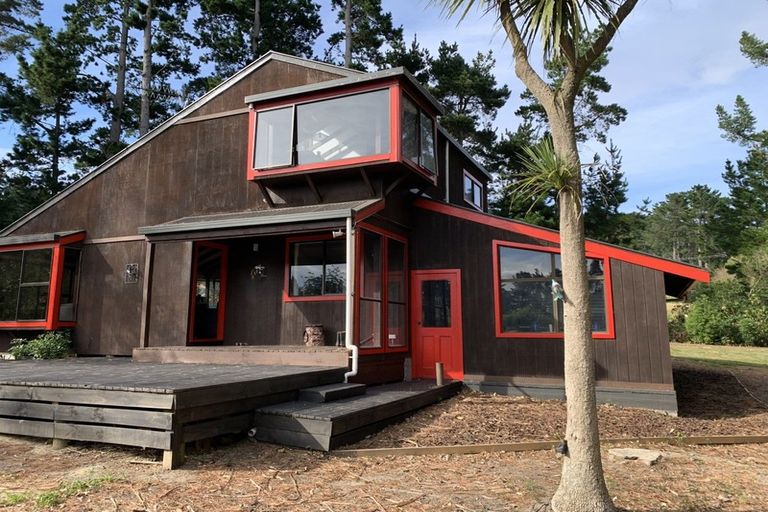 Photo of property in 403 Scotts Road, Linton, Palmerston North, 4472