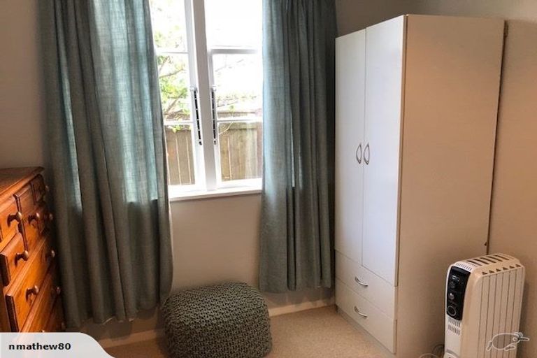 Photo of property in 77 Ward Street, Wallaceville, Upper Hutt, 5018