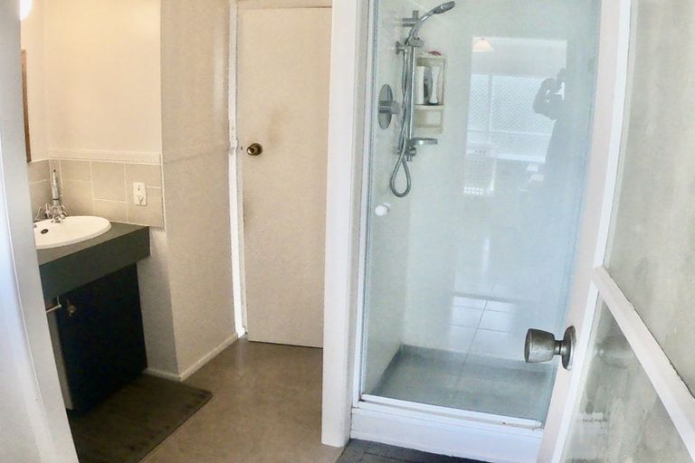 Photo of property in 24 Tuhangi Street, Te Kamo, Whangarei, 0112