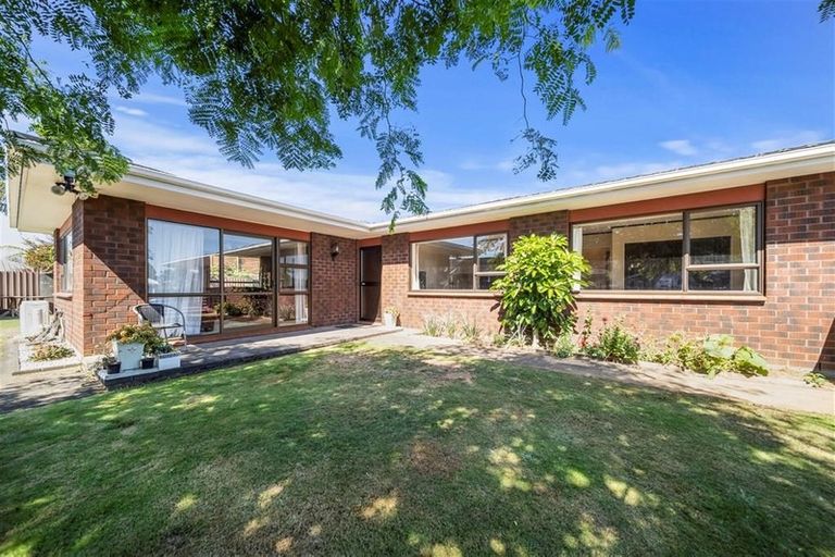 Photo of property in 162 Heta Road, Highlands Park, New Plymouth, 4312