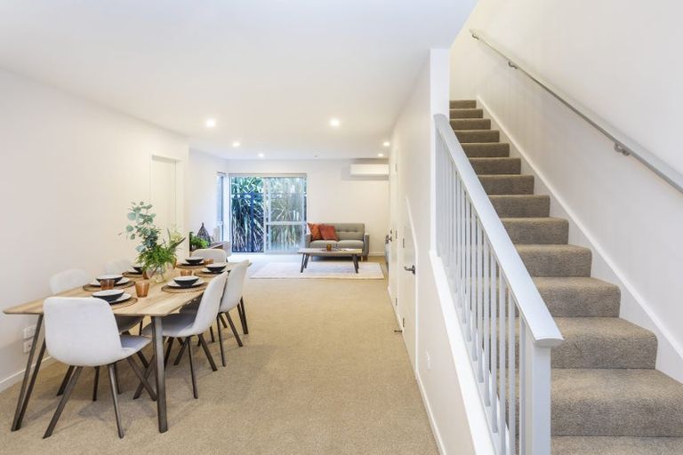 Photo of property in 25 Kakapo Lane, Redwood, Christchurch, 8051