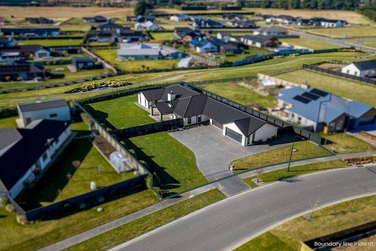 Photo of property in 5 Coopworth Mews, West Melton, 7618