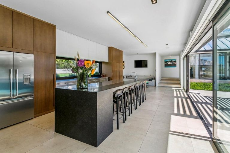 Photo of property in 23-27 Lake View Road, Takapuna, Auckland, 0622