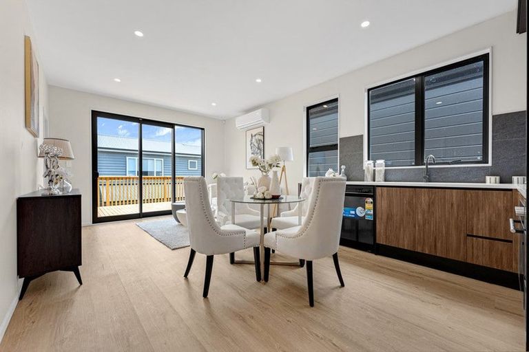 Photo of property in 1 Taukahiwi Road, Pukekohe, 2120