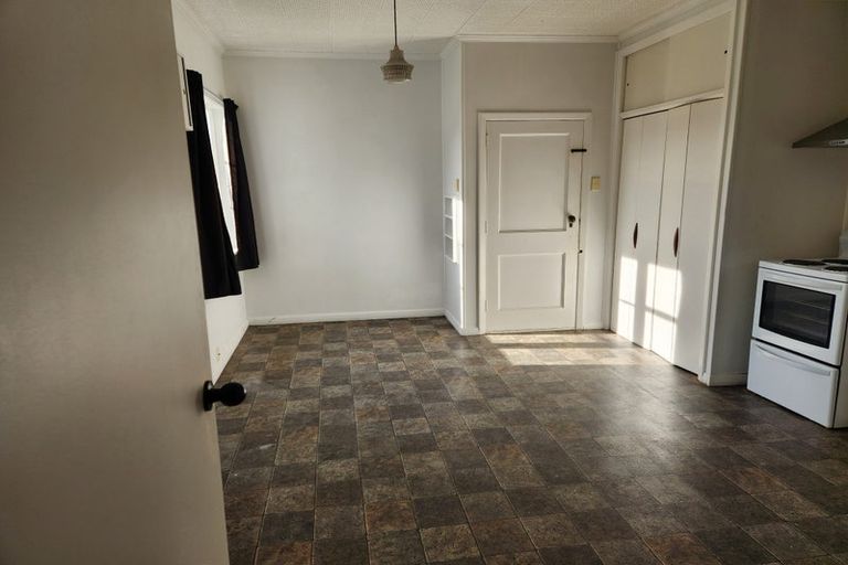 Photo of property in 4 Durham Crescent, Fairfield, Lower Hutt, 5011